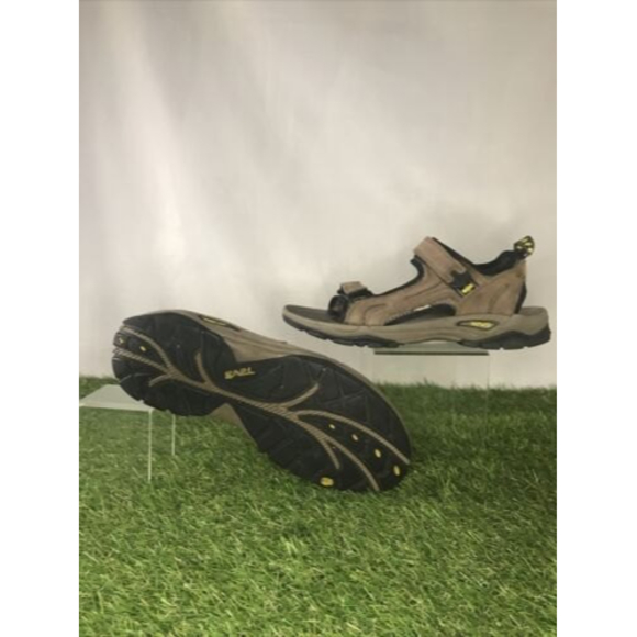Sandals_&_Flip_Flops